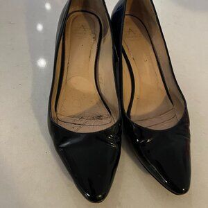 Aquatalia Size 6 Black Patent Leather Pointed Toe Heels